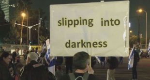 Thousands of protesters hold fresh anti-Netanyahu rallies in Tel Aviv
