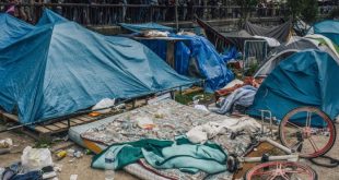 French mayors urge Macron to address alarming situation of homeless families